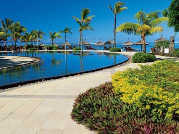 BLLO HER1hotel Swimming Pool 1 Main